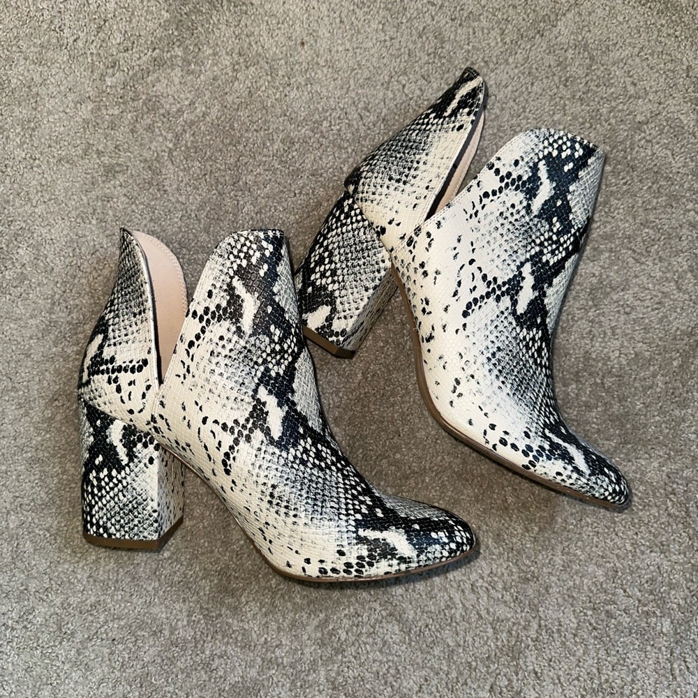Steve Madden Snakeskin ankle boots